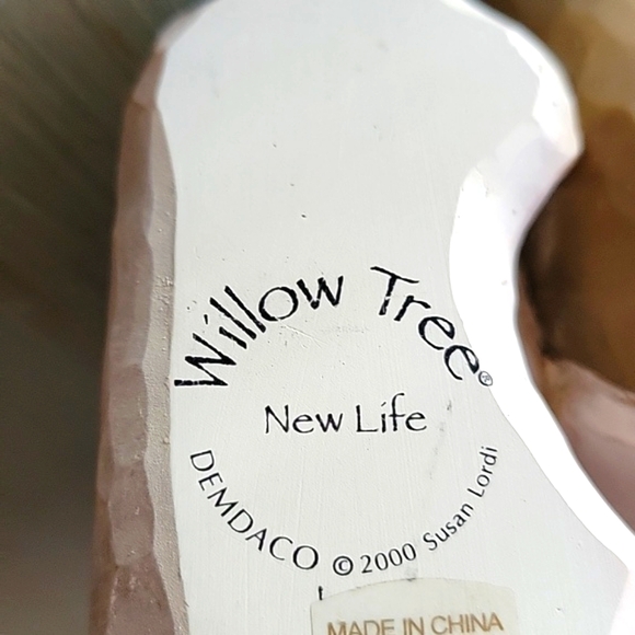 Willow Tree New Life 2000 Figurine - Picture 4 of 5
